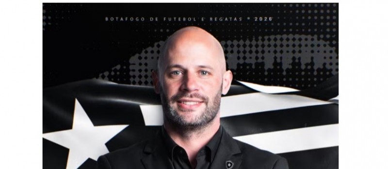 Franclim Carvalho desembarca no Rio para assumir o Botafogo: '� uma honra gigante'