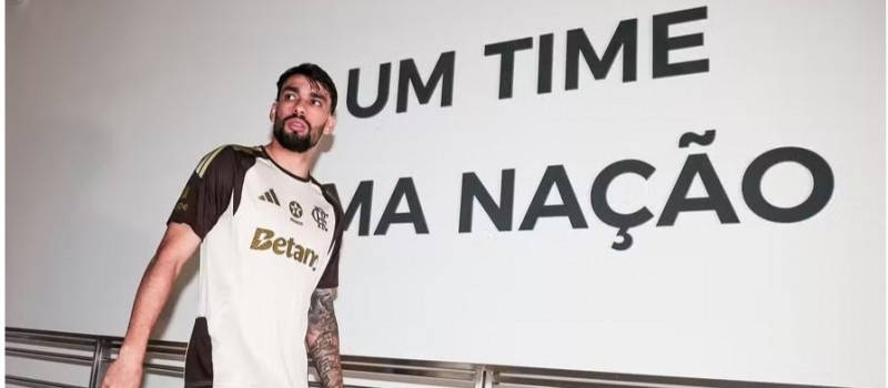 Paquet� se encontra no meio campo e oferece muitas solu��es ao Flamengo