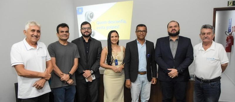 Procon/Patos e Banco do Brasil orientam como prevenir contra golpes para pblico 60+