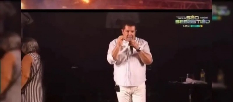 Beto Barbosa anuncia morte em festa durante show em Mar�, mas se retrata ap�s erro