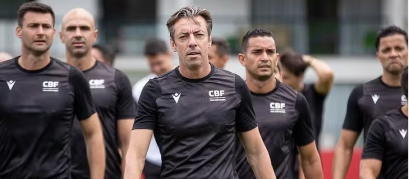 CBF anuncia programa de profissionaliza��o dos �rbitros; saiba os sal�rios