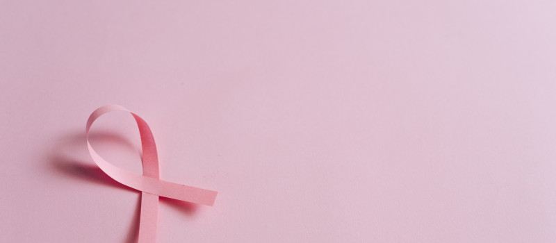 Outubro Rosa: Mulheres com c�ncer de mama podem ter direito a benef�cios do INSS