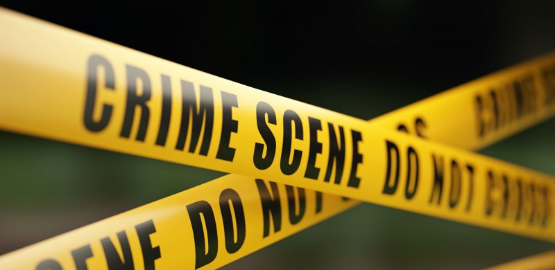 Filho de v�tima de homic�dio � preso pela pol�cia ao chegar ao local do crime em Patos