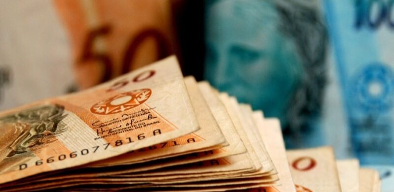 Saiba o que faz um deputado estadual e quanto ganha um parlamentar na PB