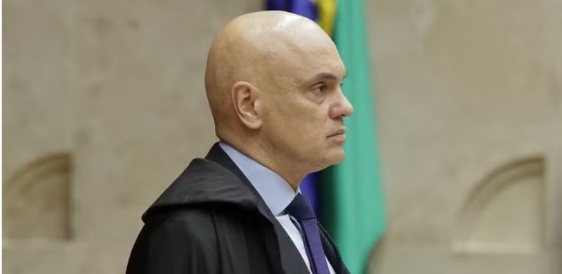 Moraes mant�m pris�o domiciliar de Bolsonaro e determina entrega de todas as armas