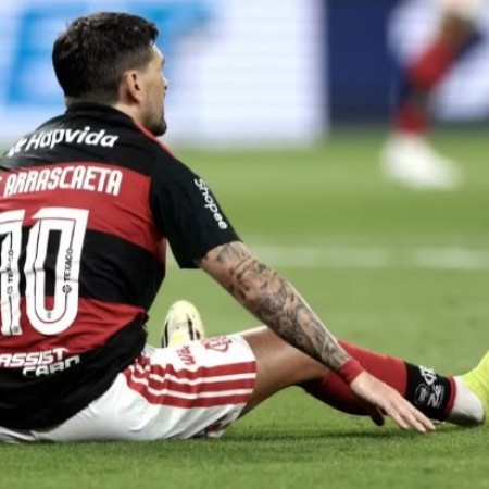 An�lise: Erro capital de Arrascaeta custa caro ao Flamengo que segura Corinthians com 10 