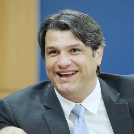 Leo Bezerra toma posse como prefeito de Jo�o Pessoa nesta segunda no Conventinho