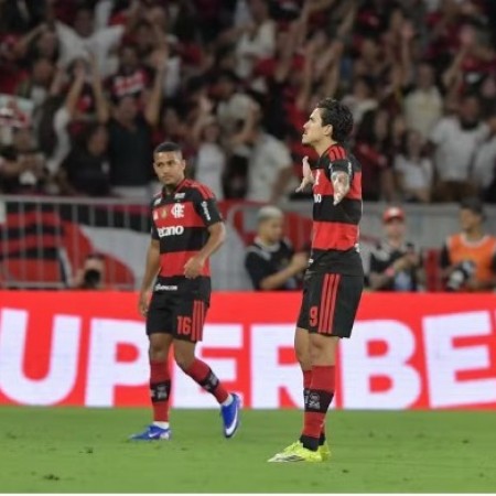 Pedro faz gola�o e ultrapassa Gabigol na artilharia do Flamengo no s�culo