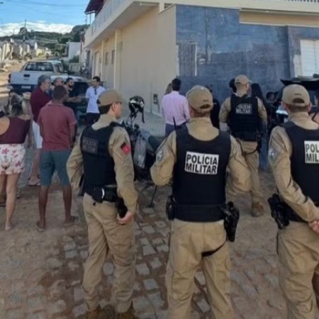 Mais de 20 animais s�o envenenados em Teixeira, no Sert�o da PB; caso � investigado