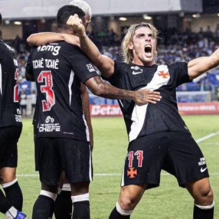 An�lise: mudan�a de posi��o de Rojas faz Vasco crescer e vencer