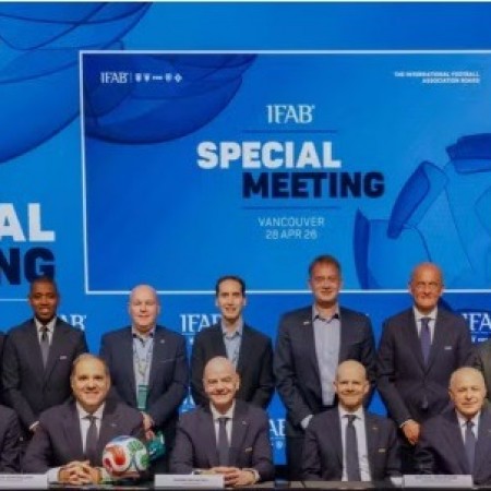 Fifa aprova expuls�o para jogador que cobrir a boca em situa��o de confronto