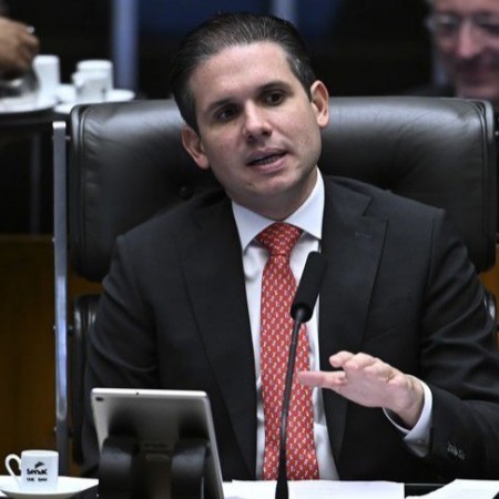 Hugo Motta anuncia apoio emergencial aos munic�pios atingidos pelas chuvas na Para�ba