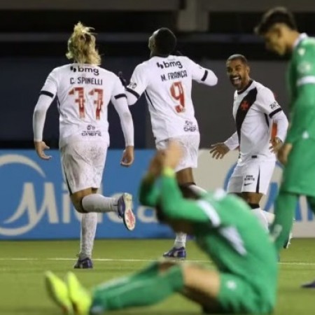 An�lise: Vasco supera falha grotesca e cumpre objetivos em noite de reden��es 