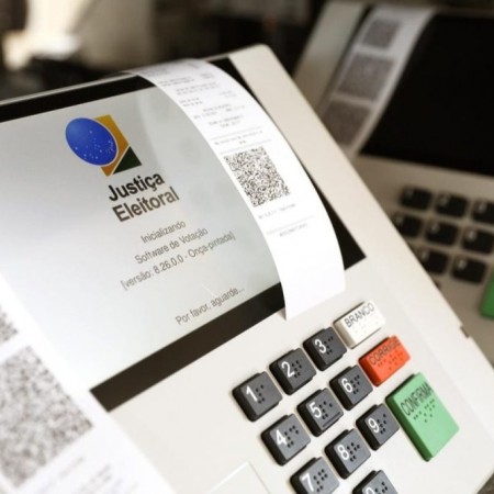 Por que milh�es deixam de votar? Especialistas apontam indiferen�a e desconfian�a