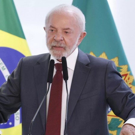 Taxa das blusinhas: Lula zera cobran�a sobre compras internacionais de at� US$ 50