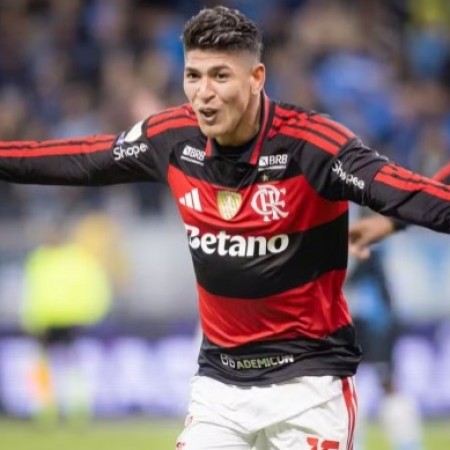 Carrascal indica desejo por sa�da e Flamengo aguarda Copa do Mundo 