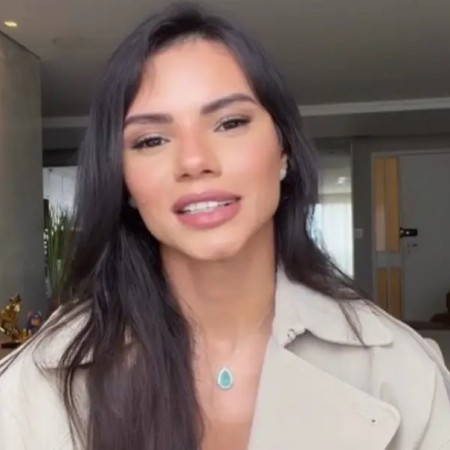 Cantora Samara Souto anuncia sa�da da banda Magn�ficos agradecendo o carinho de todos