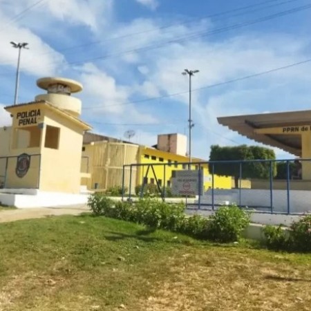 Cinco detentos do Pres�dio Romero N�brega de Patos espancam colega de cela
