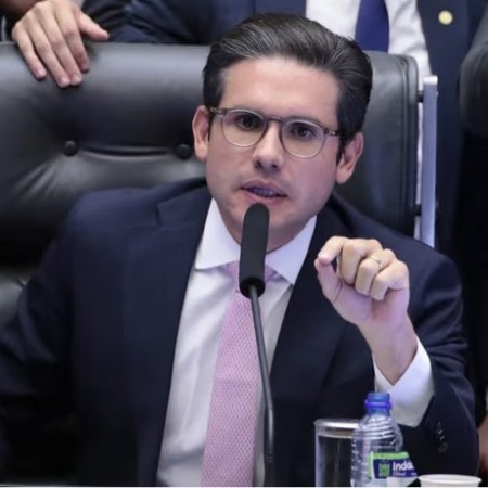 �Soberania do Brasil n�o pode estar em xeque�, diz Mota com decis�o dos EUA