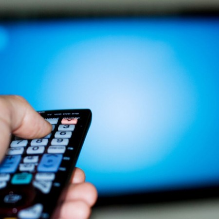 Lula assina decreto da TV 3.0: mais interatividade e qualidade de imagem e som