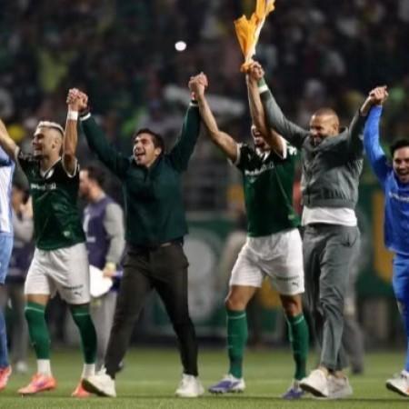 Palmeiras faz mgica para golear LDU e ir  final; leia a anlise