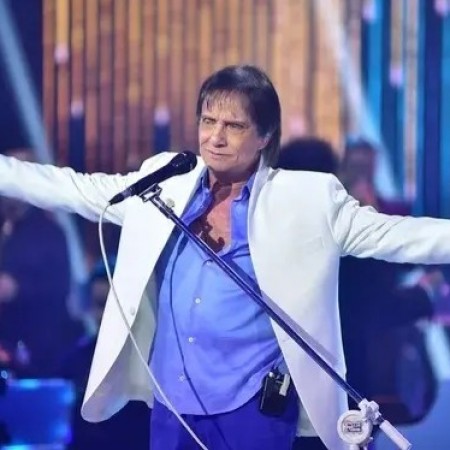 Roberto Carlos sofre acidente com Cadillac durante grava��o do especial da Globo