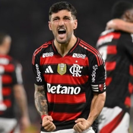 Arrascaeta supera Messi e � eleito o Rei da Am�rica; Filipe Lu�s tamb�m leva