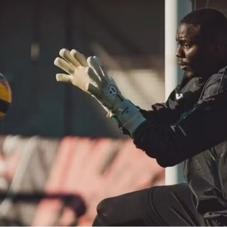 Flamengo entra na disputa com Bota pela contrata��o de Andrew, do Gil Vicente