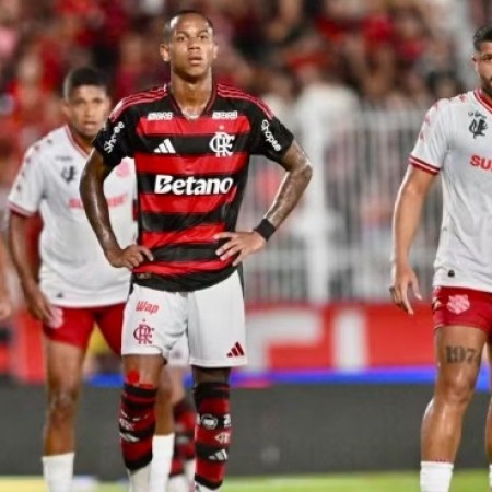 Acertado com o Bragantino, Wallace Yan se emociona em despedida do Flamengo