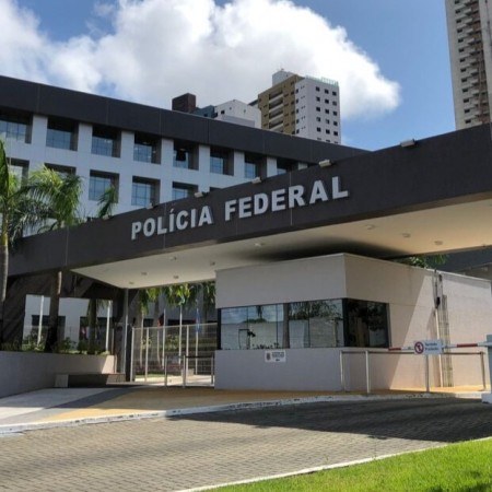 P�nico em Bras�lia: tecnologia da PF acessa celular mesmo estando desligado
