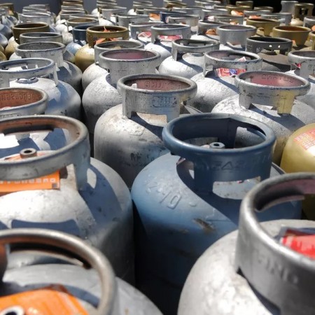 Em Patos: Pesquisa aponta aumento de 4,50%, � vista, no g�s de cozinha