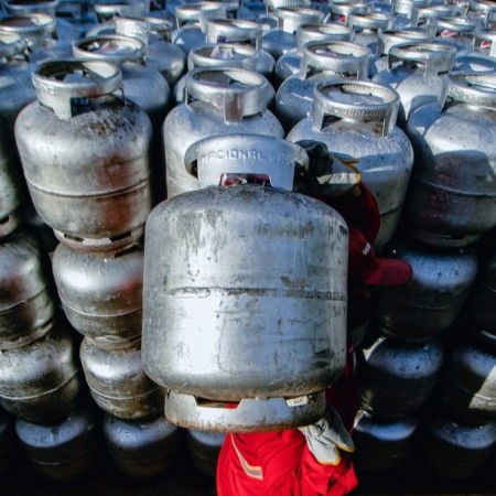 C�mara dos Deputados aprova Medida Provis�ria que instituiu o Programa G�s do Povo