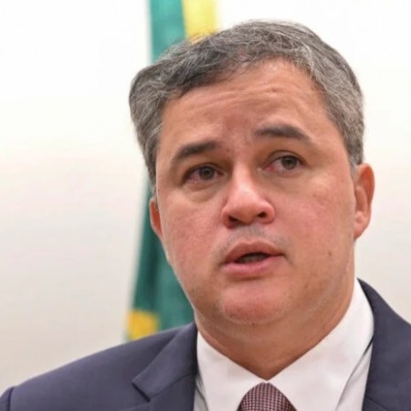 Efraim Filho nega aproxima��o com Nabor, mas afirma que h� espa�o para o di�logo