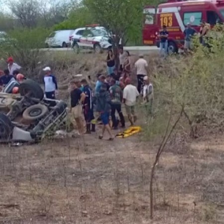 Capotamento deixa uma pessoa morta e outras sete feridas no Sert�o da PB