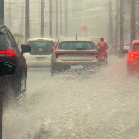 Inmet renova alertas de chuvas intensas para a Para�ba at� esta ter�a-feira (10)
