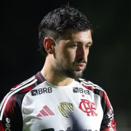 Flamengo aumenta lista de piores atua��es com Filipe Lu�s em 1� vit�ria no Brasileir�o