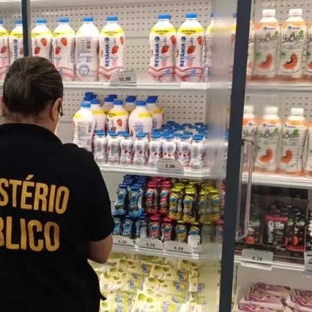 Cinco supermercados de Patos s�o autuados por pre�os errados e produtos vencidos 