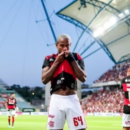 Benfica x Flamengo: entrada de agressor de Vini Jr gera confus�o em amistoso