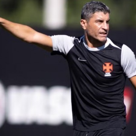 Vasco abre janela sem refor�os e aguarda avalia��o de Pedro Emanuel sobre elenco