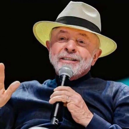 Lula lidera primeiro e segundo turnos sobre Fl�vio Bolsonaro, diz Real Time Big Data