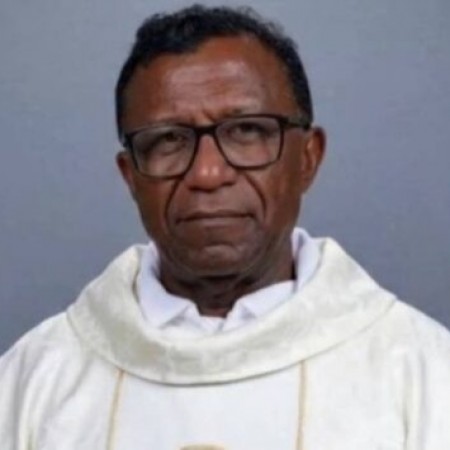 Ex-padre Quirino Pedro Cirilo est� internado em Patos em estado grave ap�s sofrer queda