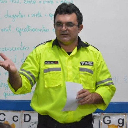 Agente de tr�nsito de Patos explica as novas regras da Lei Seca