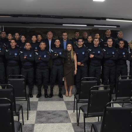 Prefeitura de Patos empossa novos agentes da Guarda Civil Municipal
