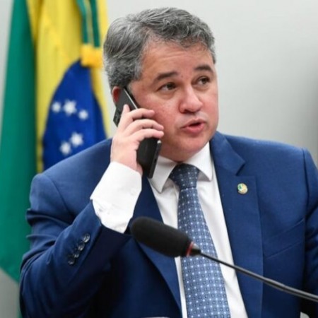 TRE-PB multa Efraim em R$ 37 mil por impulsionar v�deos com cr�ticas a Lucas