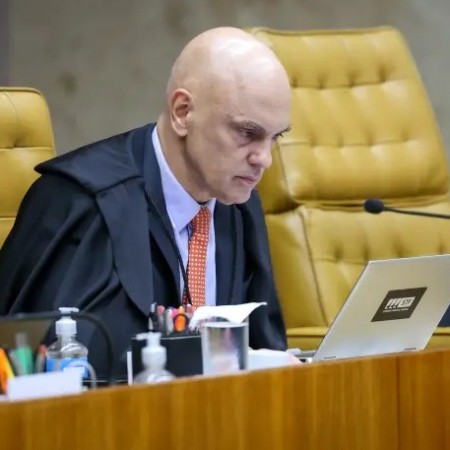 Moraes se declara impedido de votar em recurso habeas corpus para Bolsonaro