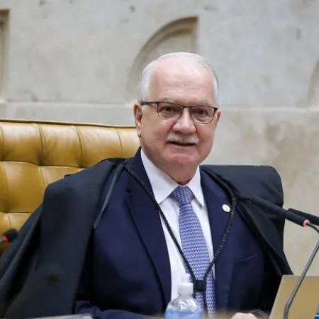 Presidente do STF suspende decis�es de Andr� Mendon�a e Dino sobre diretor-geral da PF