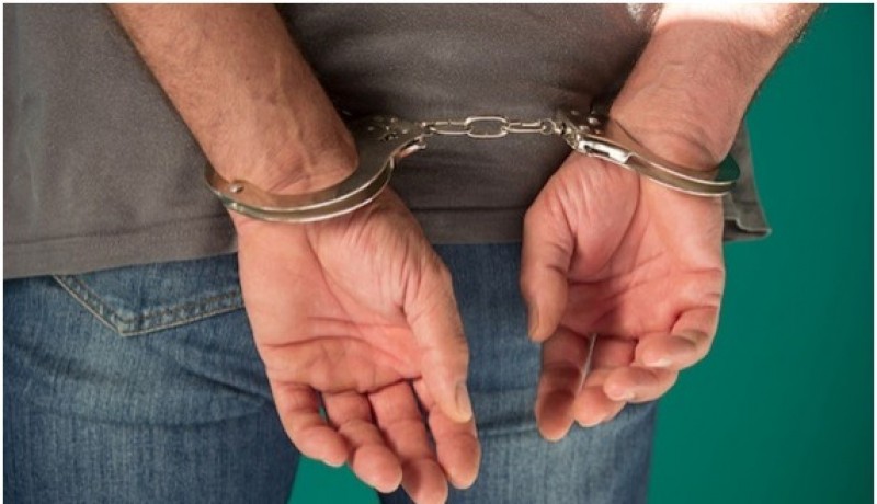 Homem  preso suspeito de tentar matar esposa a facadas no Serto