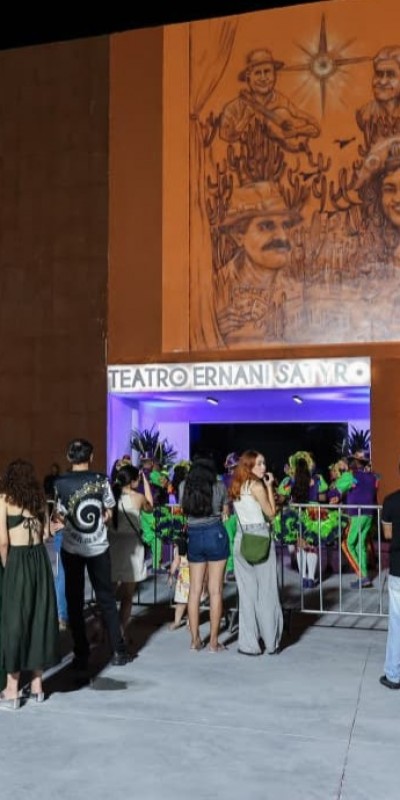 Setor cultural de Patos renova expectativas de gera��es com inaugura��o do Teatro Municipal