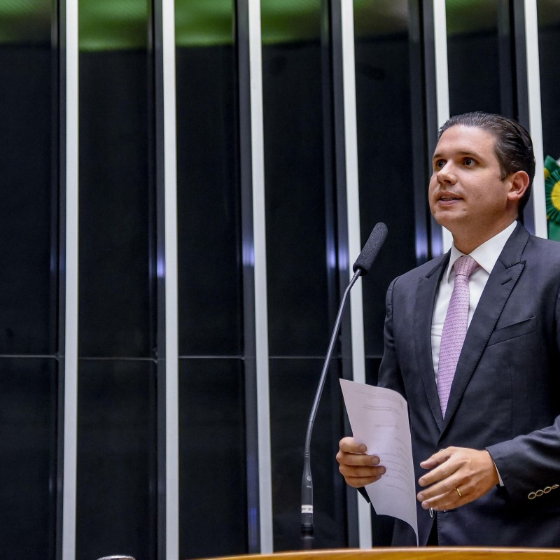 Presidente Hugo Motta anuncia 1� audi�ncia da Comiss�o Especial da PEC 6x1 para quinta-feira na ALPB