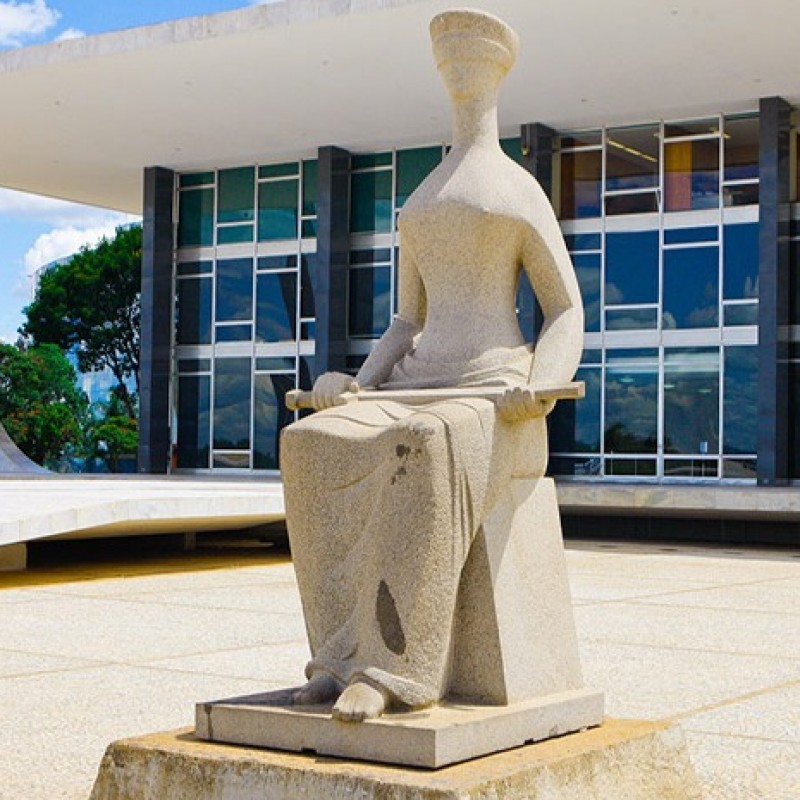 Ministros do STF veem PEC da Blindagem como brecha para faces criminosas entrarem no parlamento